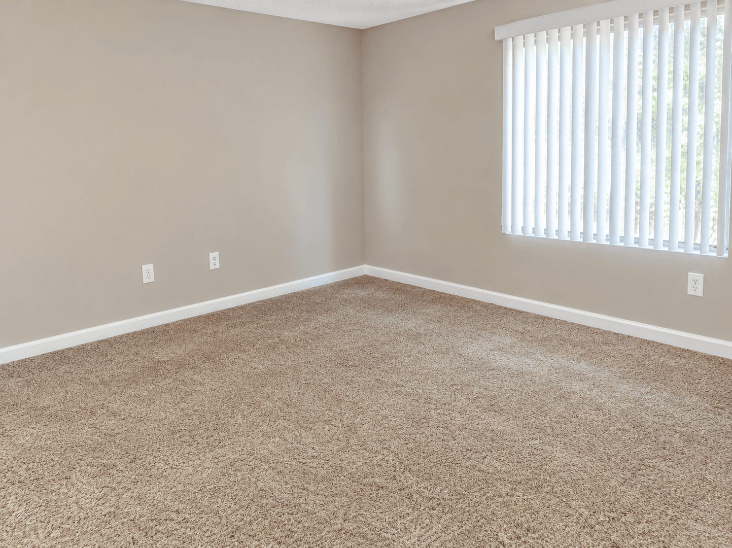 Vista Apartment: 322 Hillside Terrace