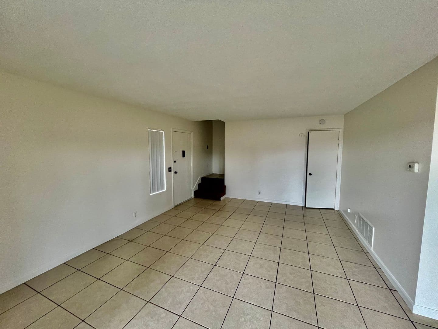 San Diego House: 6840 Bear River Row