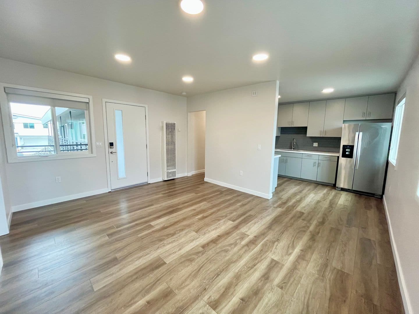Imperial Beach Apartment: 1193 Florence Street
