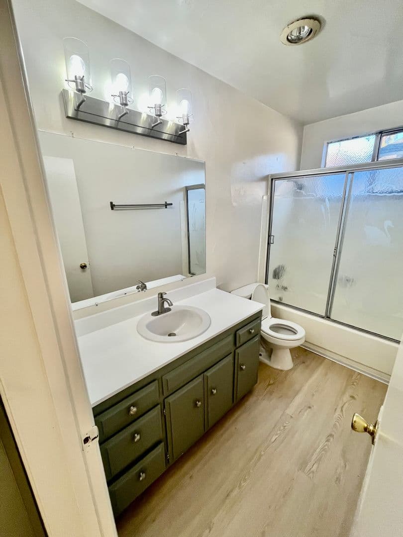 SAN DIEGO Apartment: 1480 FORTUNA AVE.