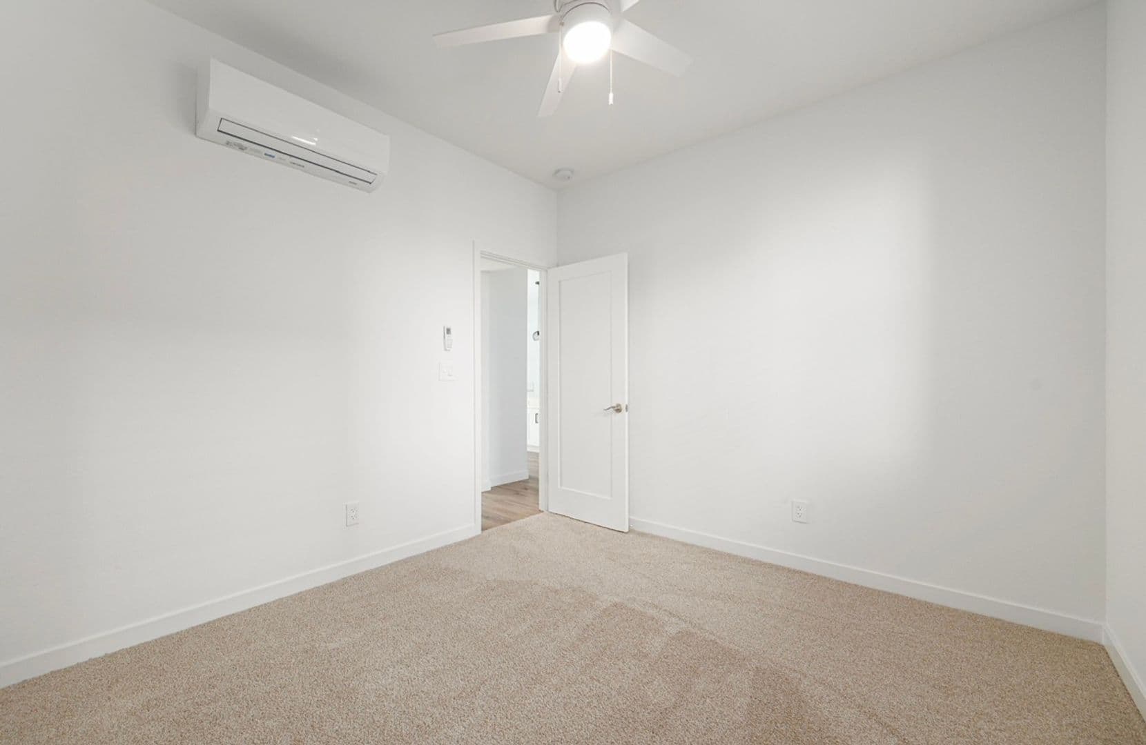San Diego Apartment: 133 - 137 West Olive
