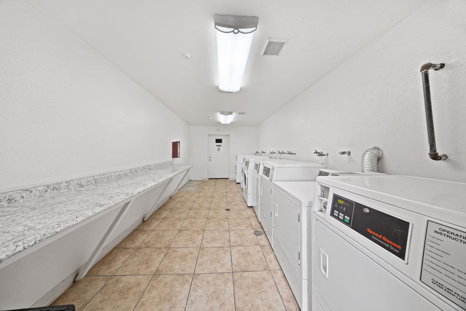 Vista Apartment: 322 Hillside Terrace