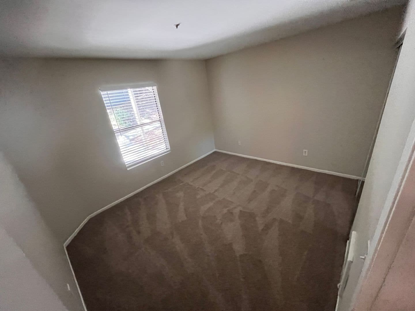 Vista Apartment: 322 Hillside Terrace