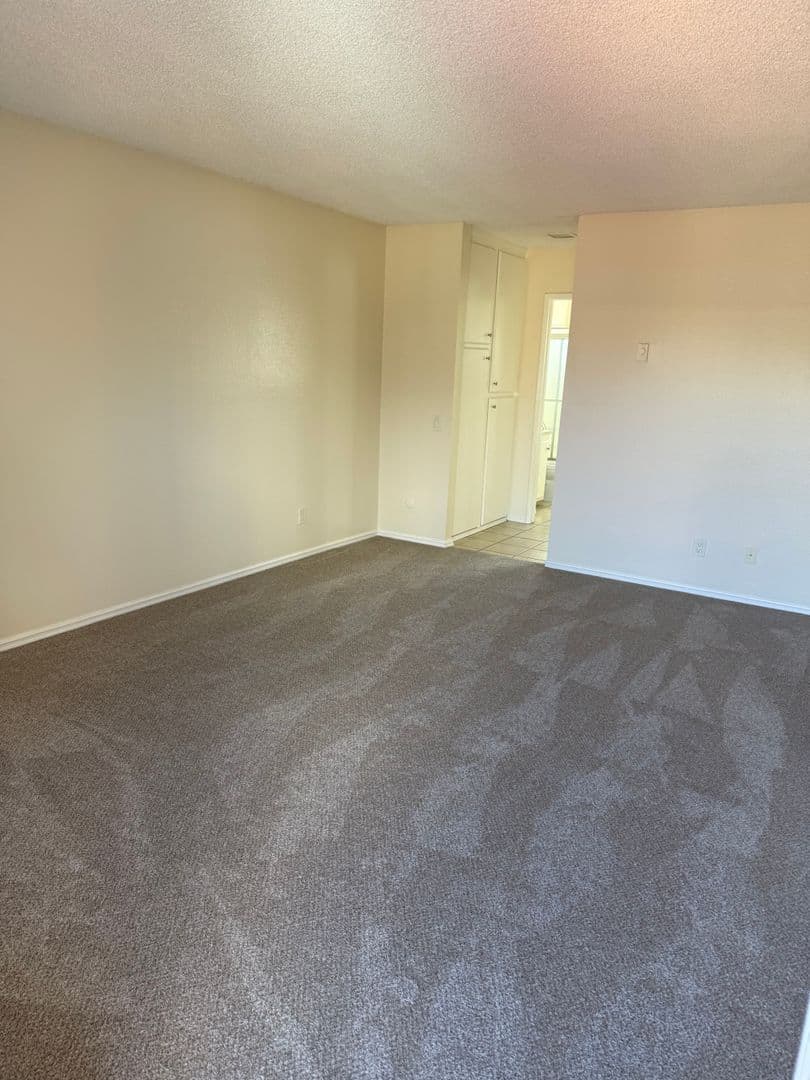 San Diego Apartment: 4445 Marcellena Road