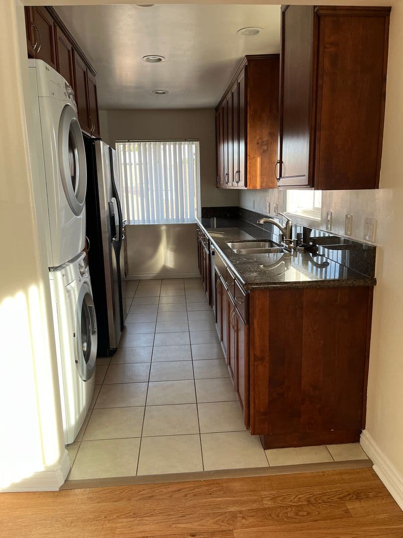 Imperial Beach Apartment: 856 Calla Avenue