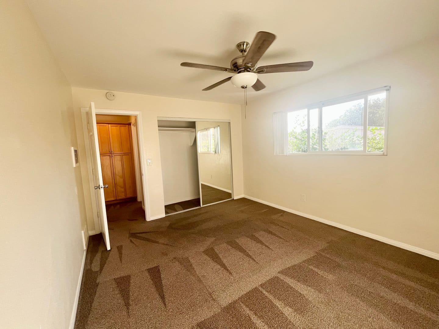 National City Apartment: 116 Palm Avenue