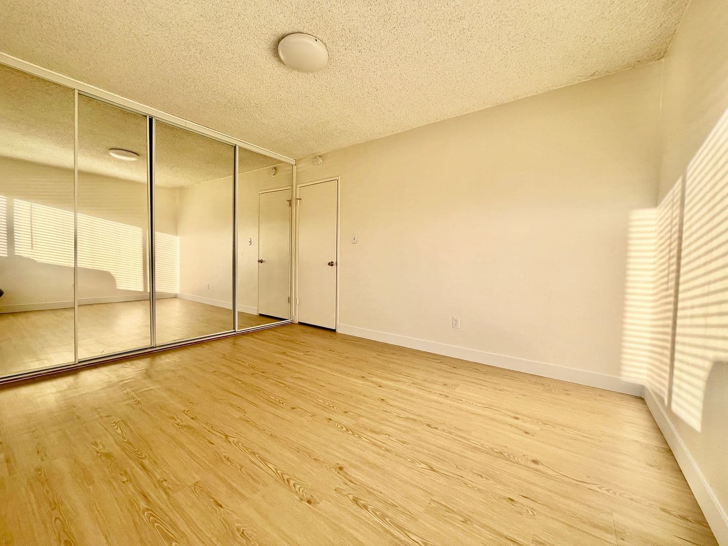 SAN DIEGO Apartment: 1480 FORTUNA AVE.