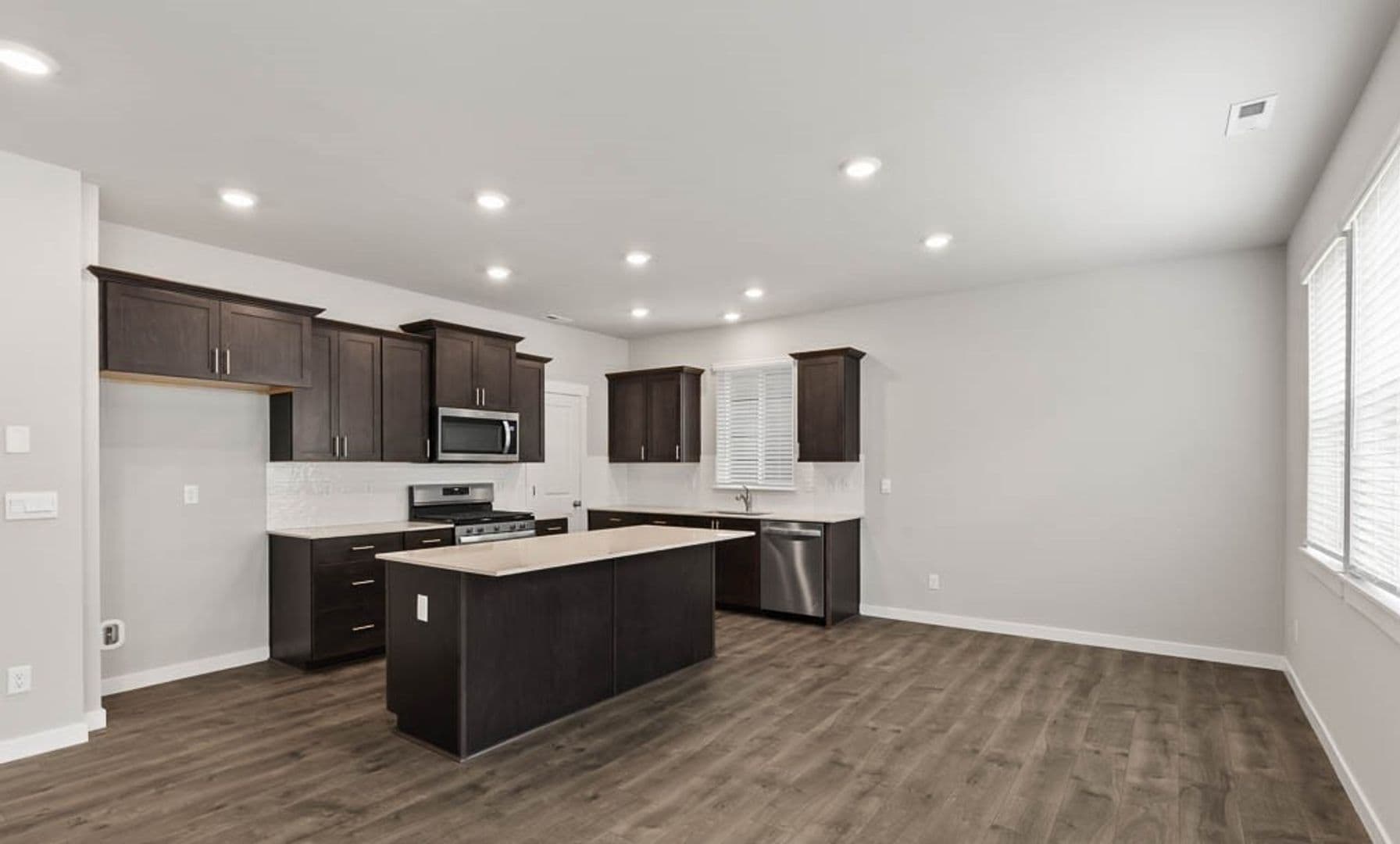Puyallup House: 18910 Liberty Ridge Ln