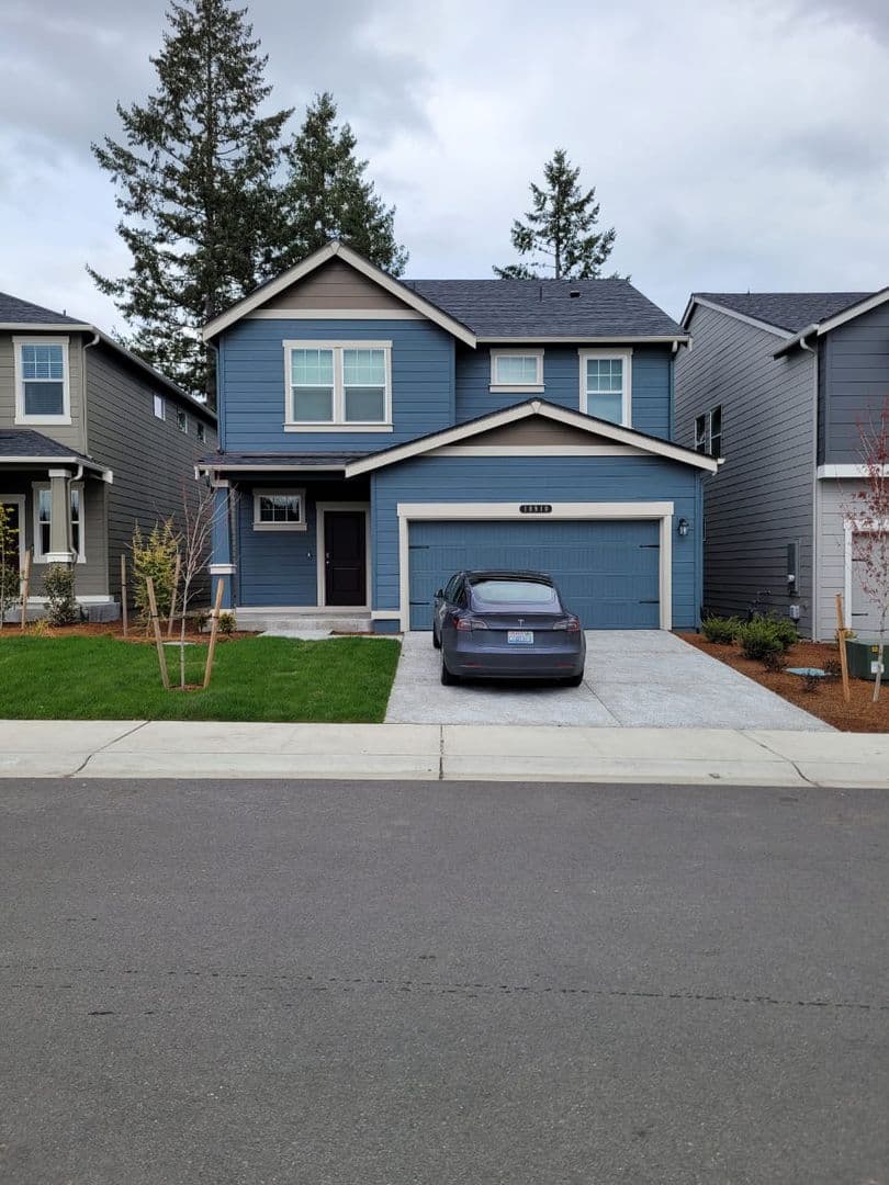 Puyallup House: 18910 Liberty Ridge Ln