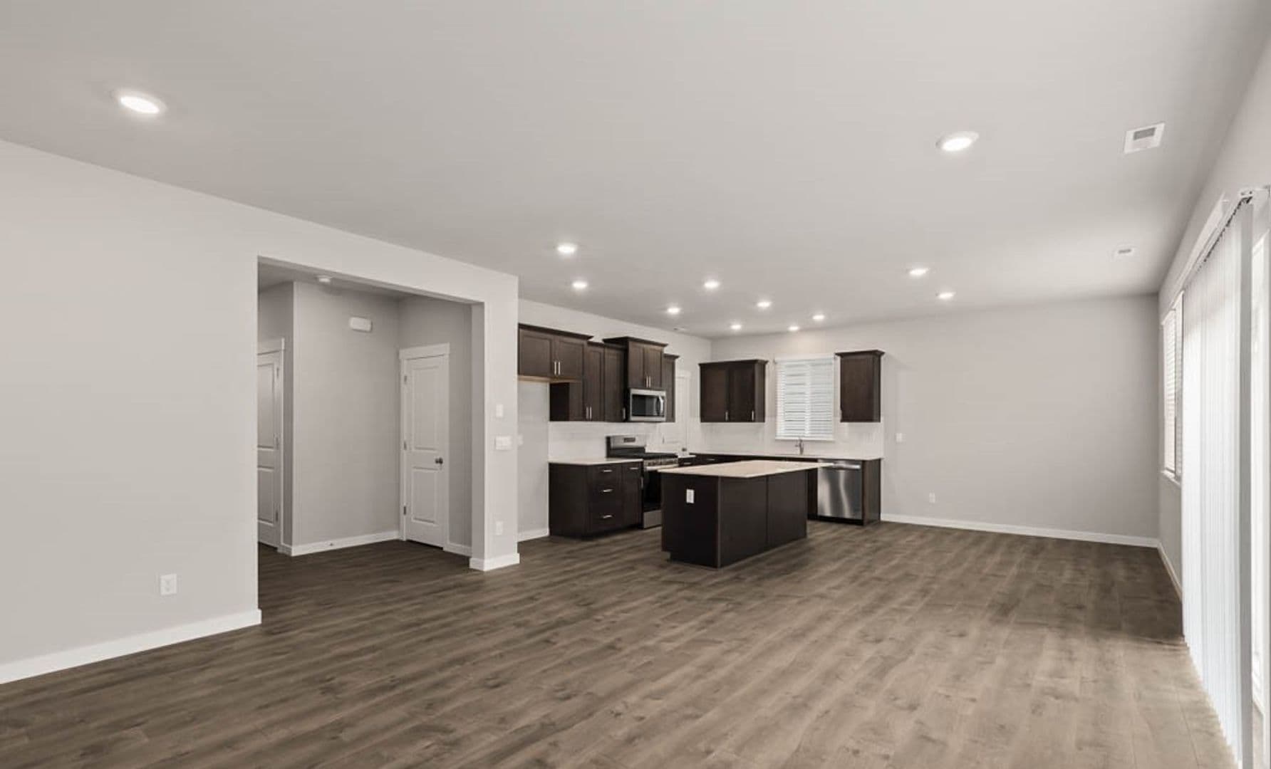 Puyallup House: 18910 Liberty Ridge Ln