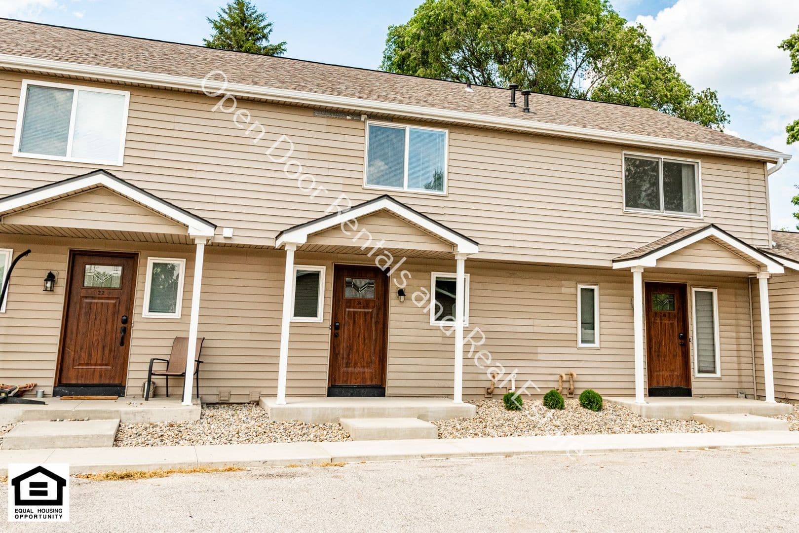 Huntertown Apartment: 15018 Tally Ho Dr