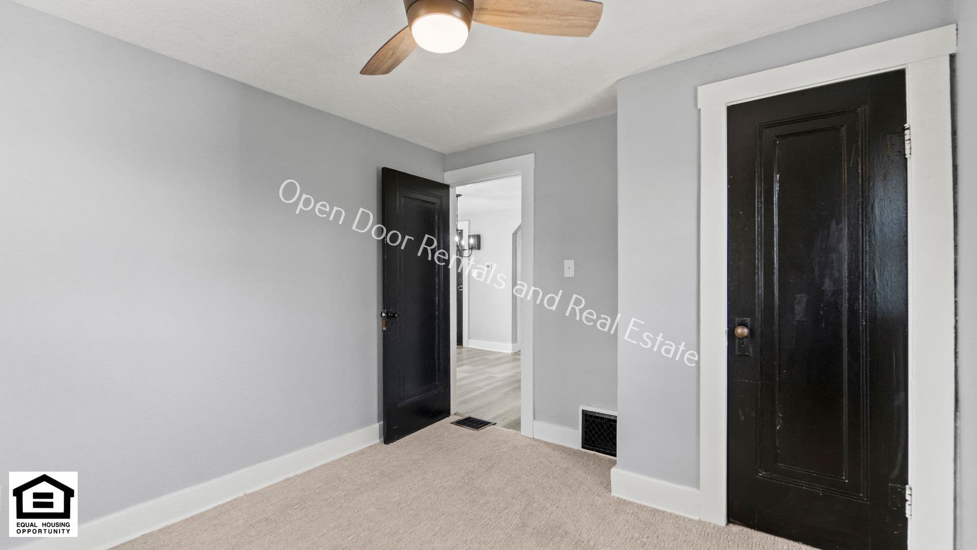 Fort Wayne Apartment: 2144 Edgehill Ave