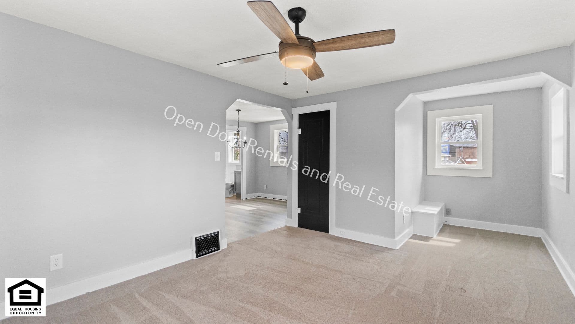 Fort Wayne Apartment: 2144 Edgehill Ave