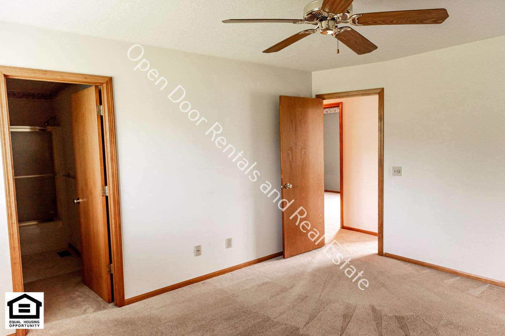 Fort Wayne House: 10806 Lupine Lane
