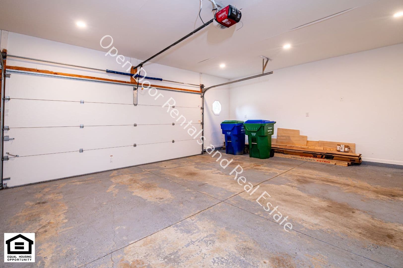 Woodburn House: 5021 Clovedale Dr