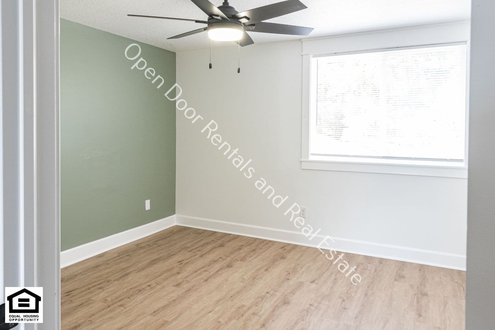 Huntertown Apartment: 15018 Tally Ho Dr
