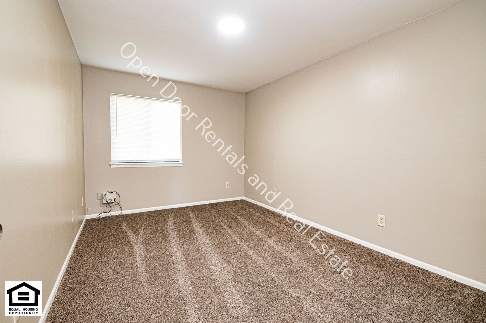 Auburn Apartment: 1000 Old Brick Rd