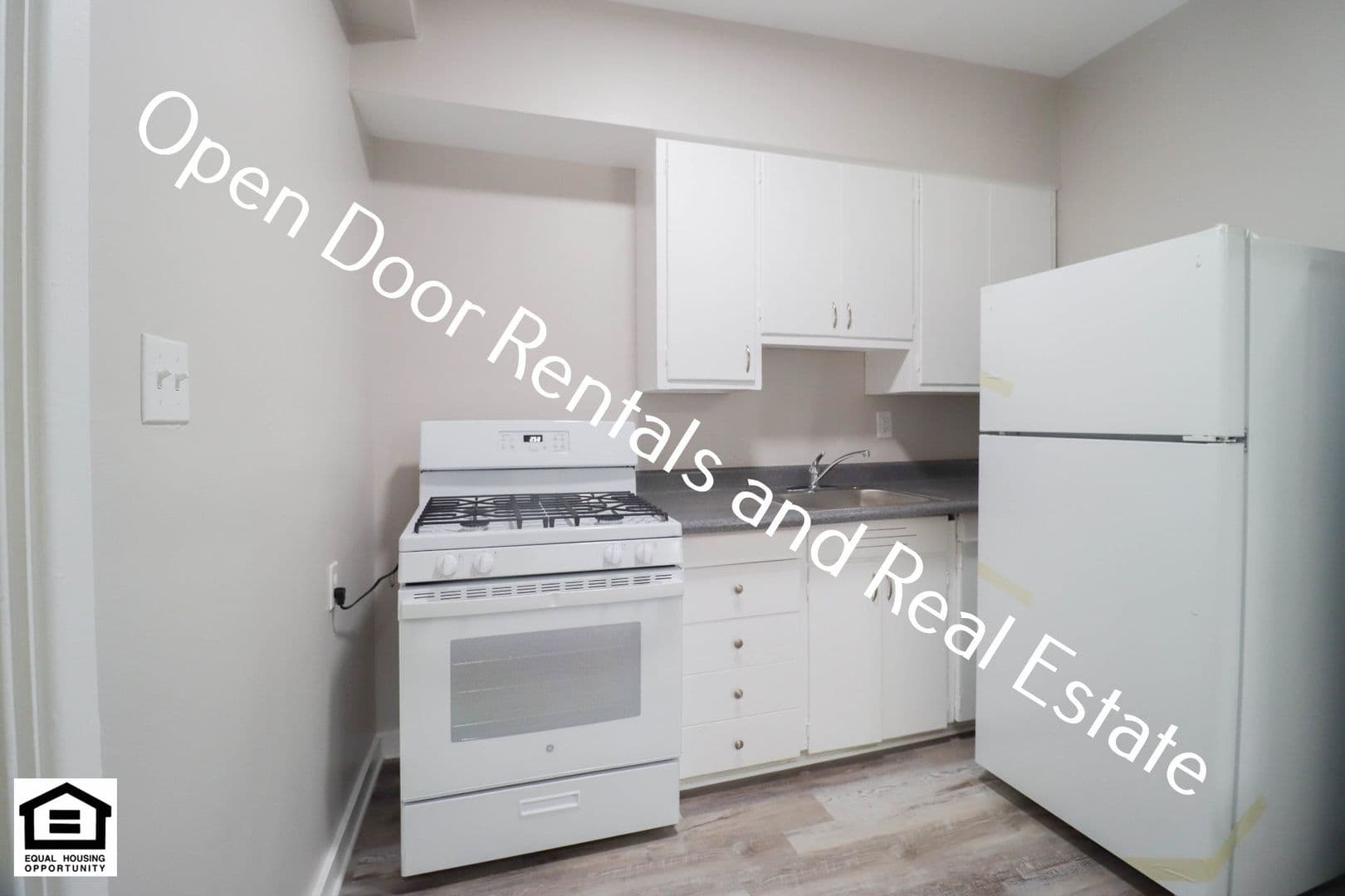 Fort Wayne Apartment: 1918 Riedmiller Ave