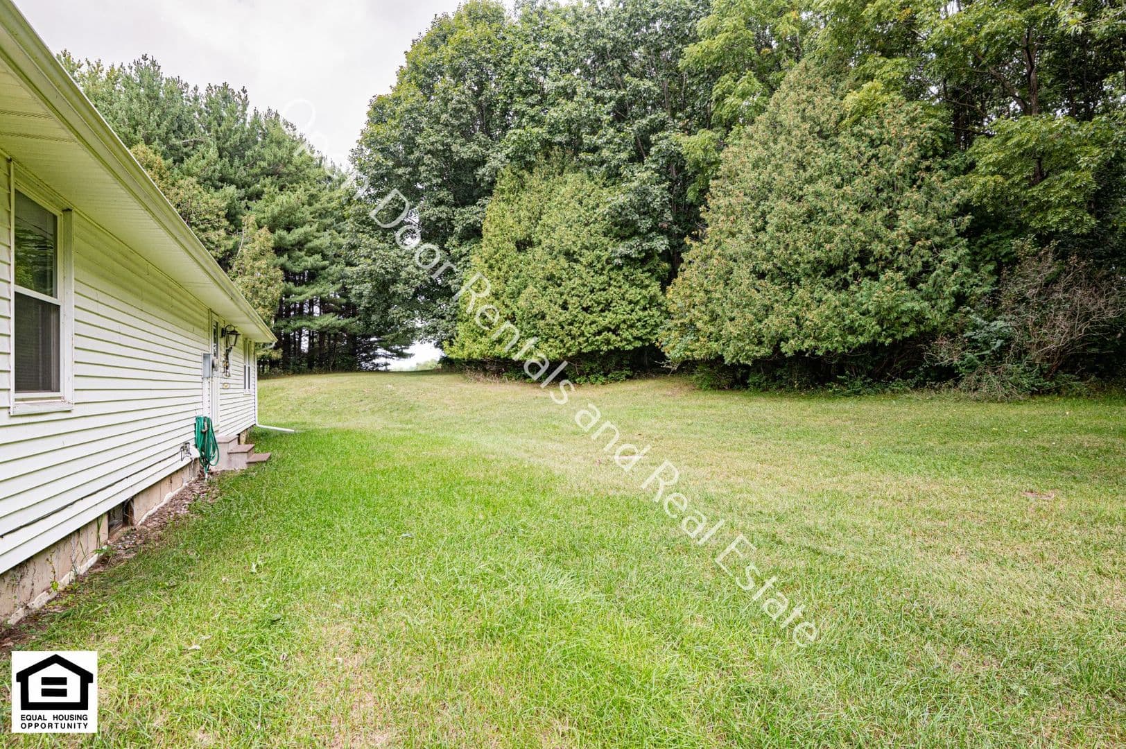 Corunna House: 1561  County Road 00 W