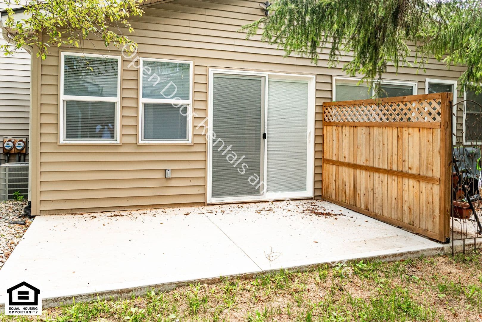 Huntertown Apartment: 15018 Tally Ho Dr