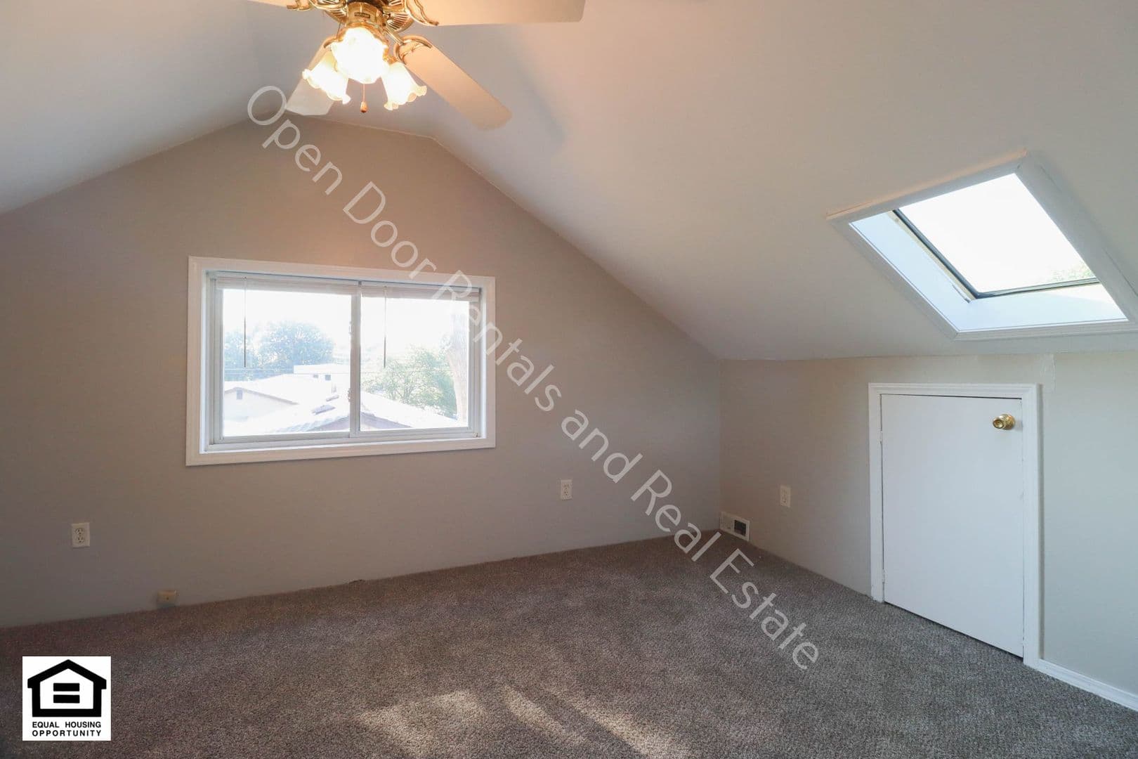 Auburn House: 1801 Dallas st