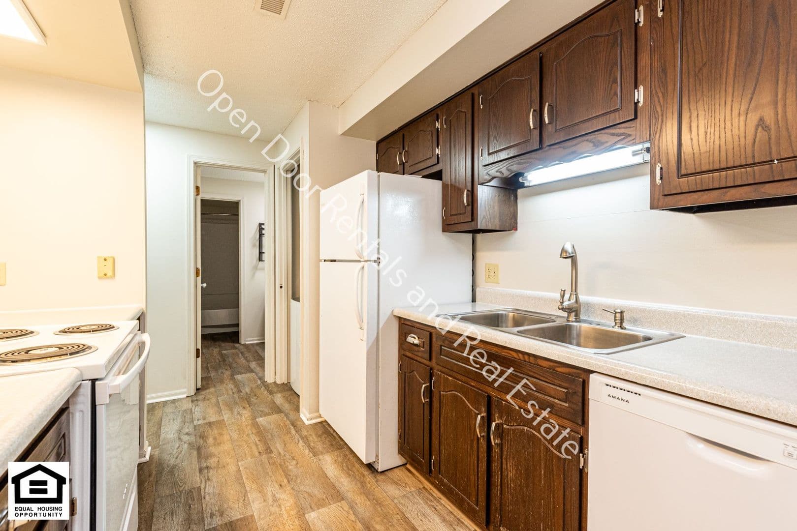 Fort Wayne Apartment: 4111 Harris Road