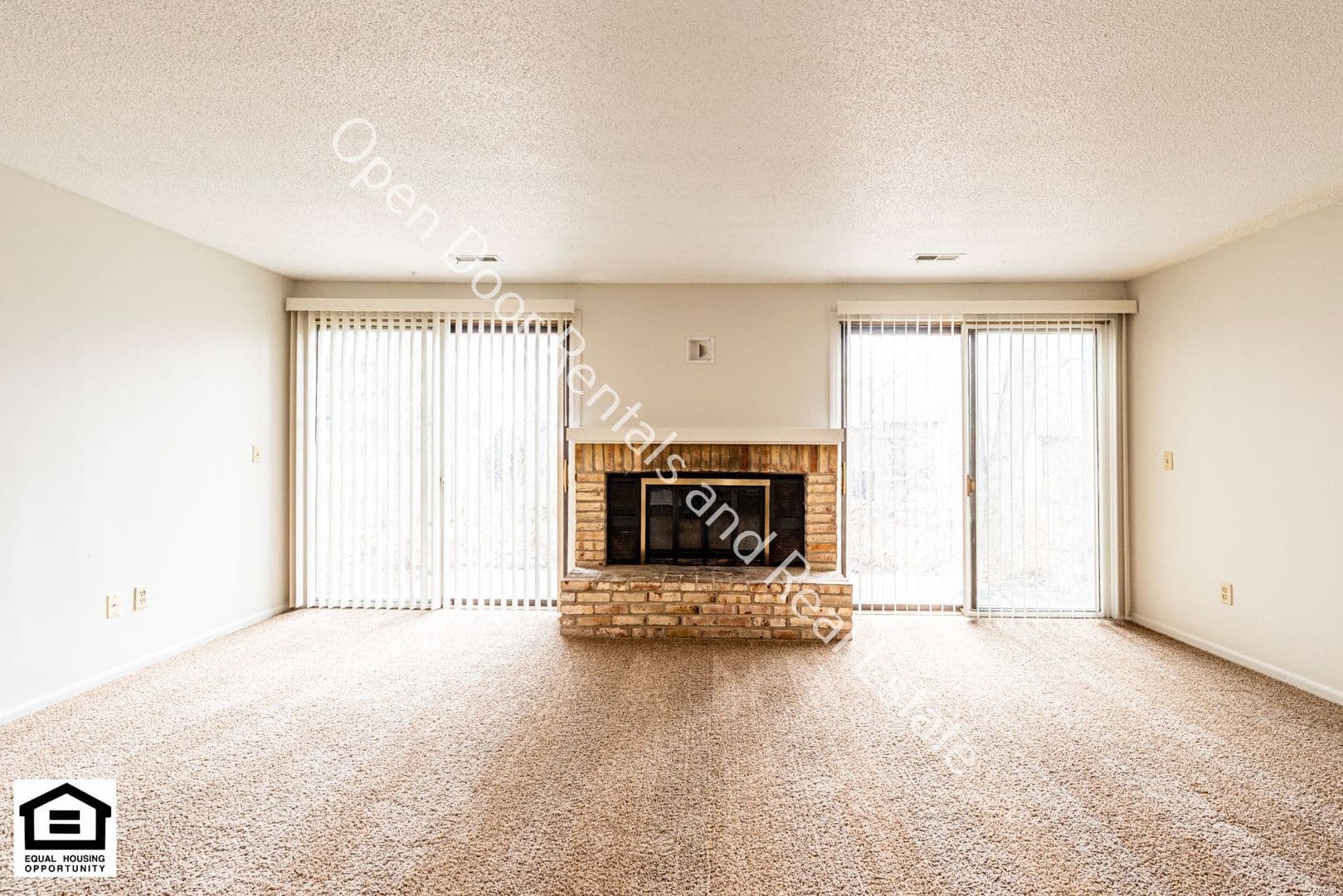 Fort Wayne Apartment: 4111 Harris Road