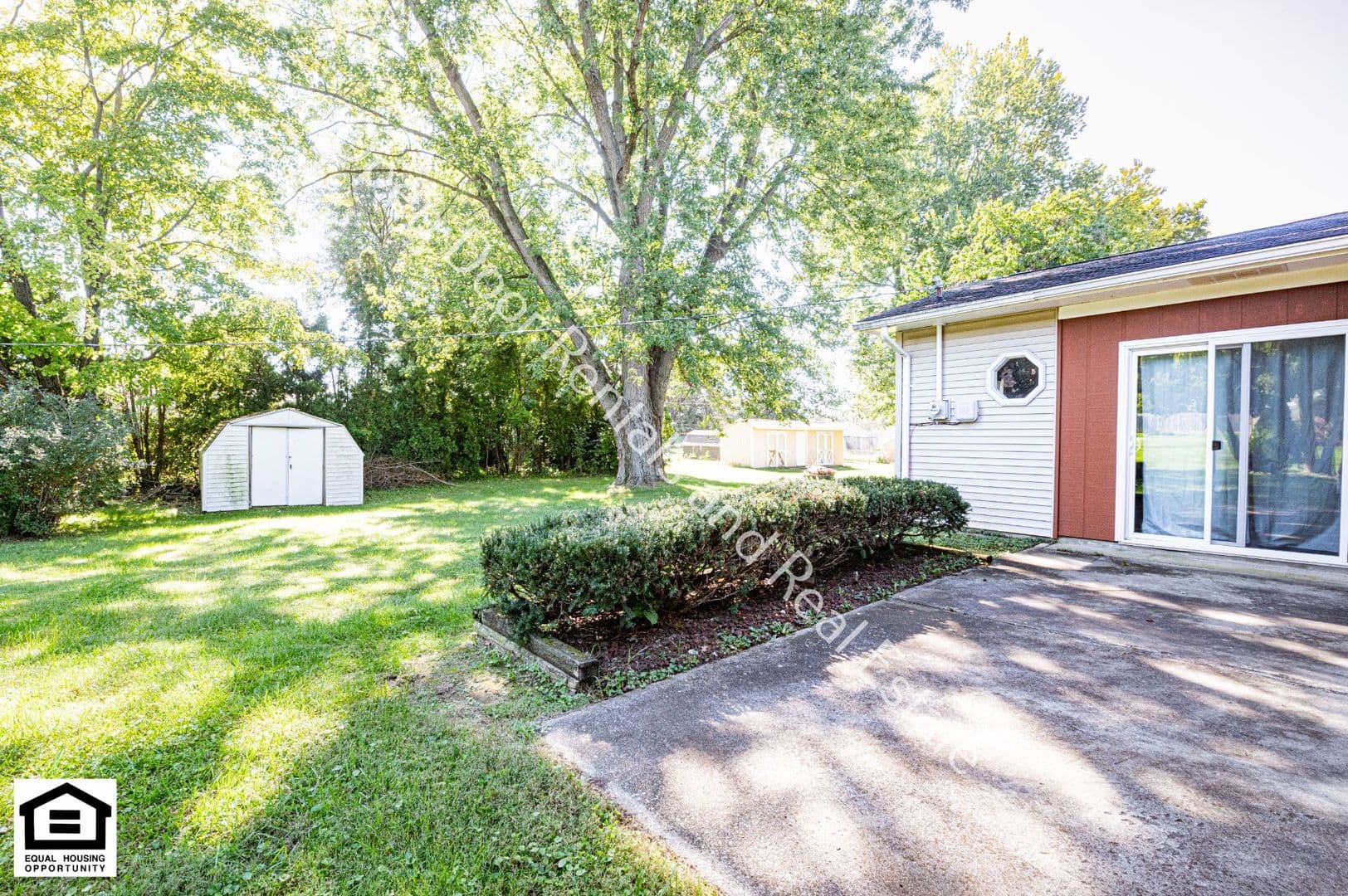 Fort Wayne House: 6317 E Hills Road