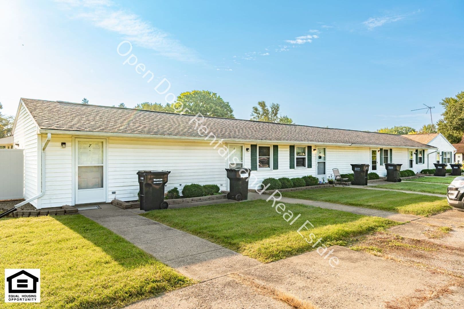 Garrett Apartment: 608 Dennis St