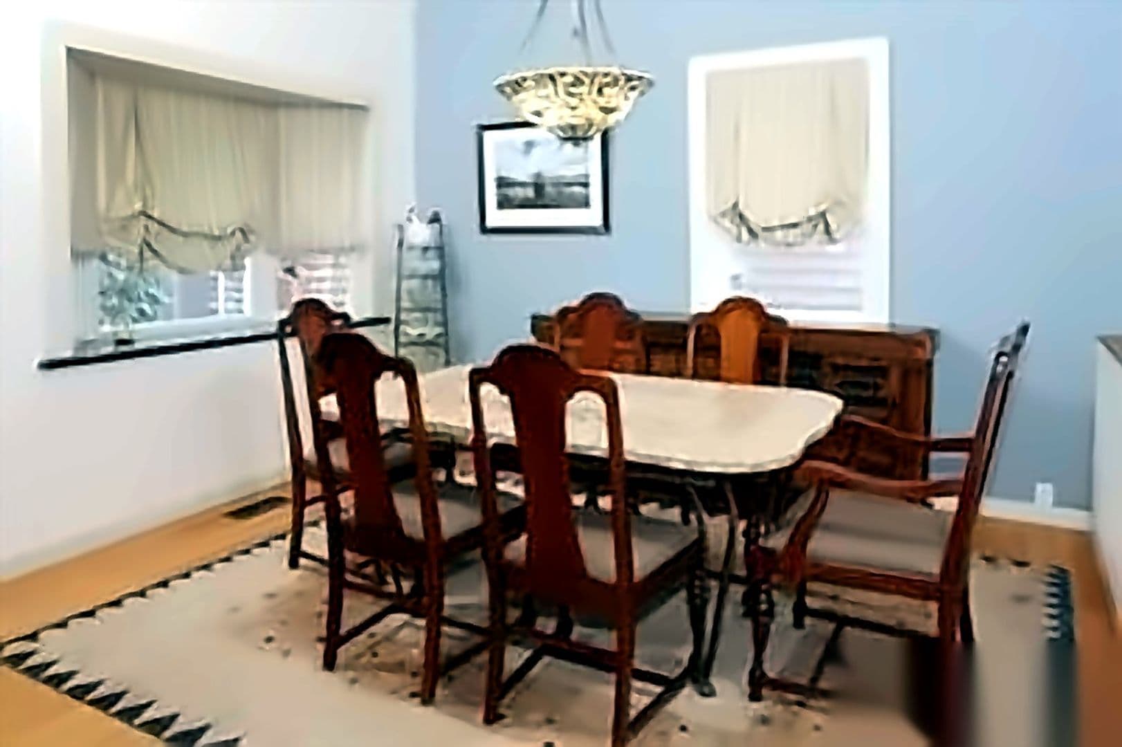 Sausalito House: 105 Bridgeway Blvd