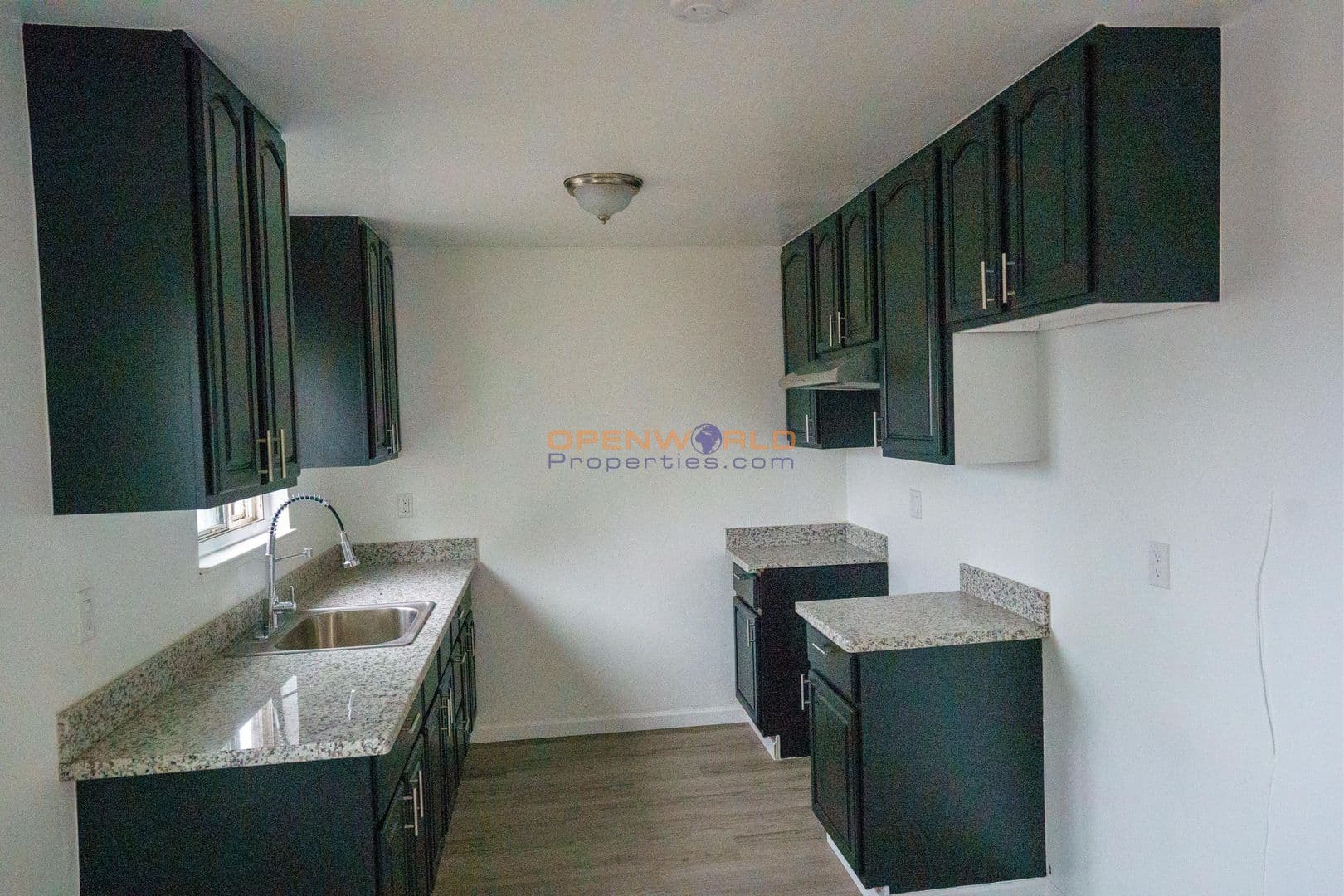 Oakland Apartment: 2678 79th Avenue