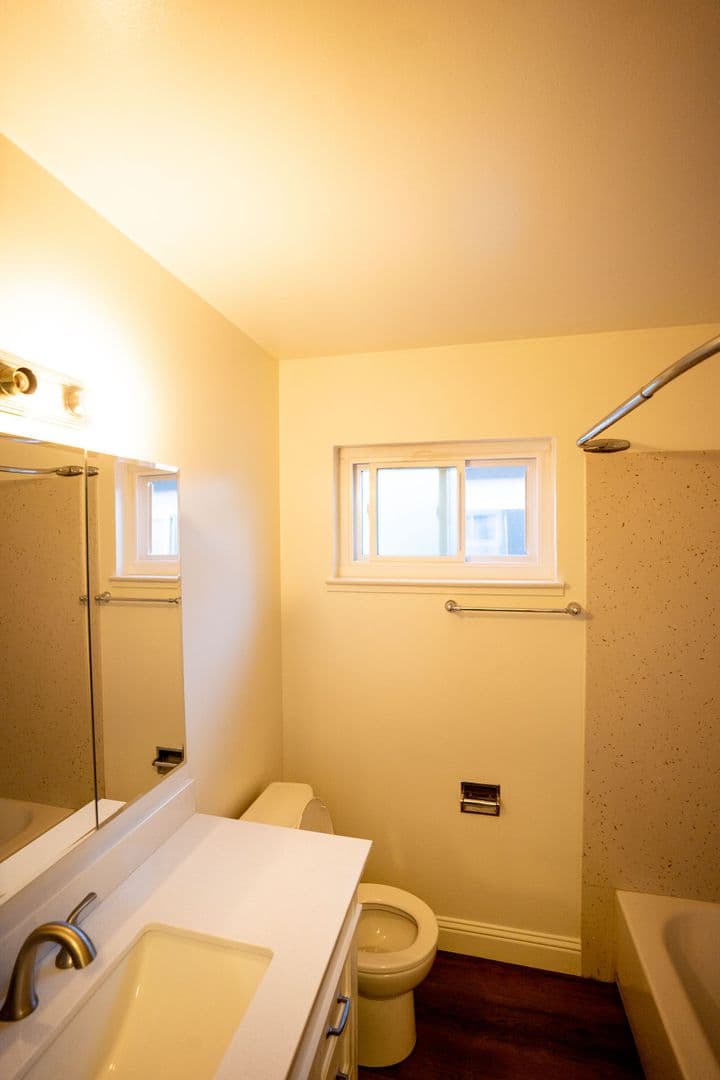 San Pablo Apartment: 5446 Shasta Avenue