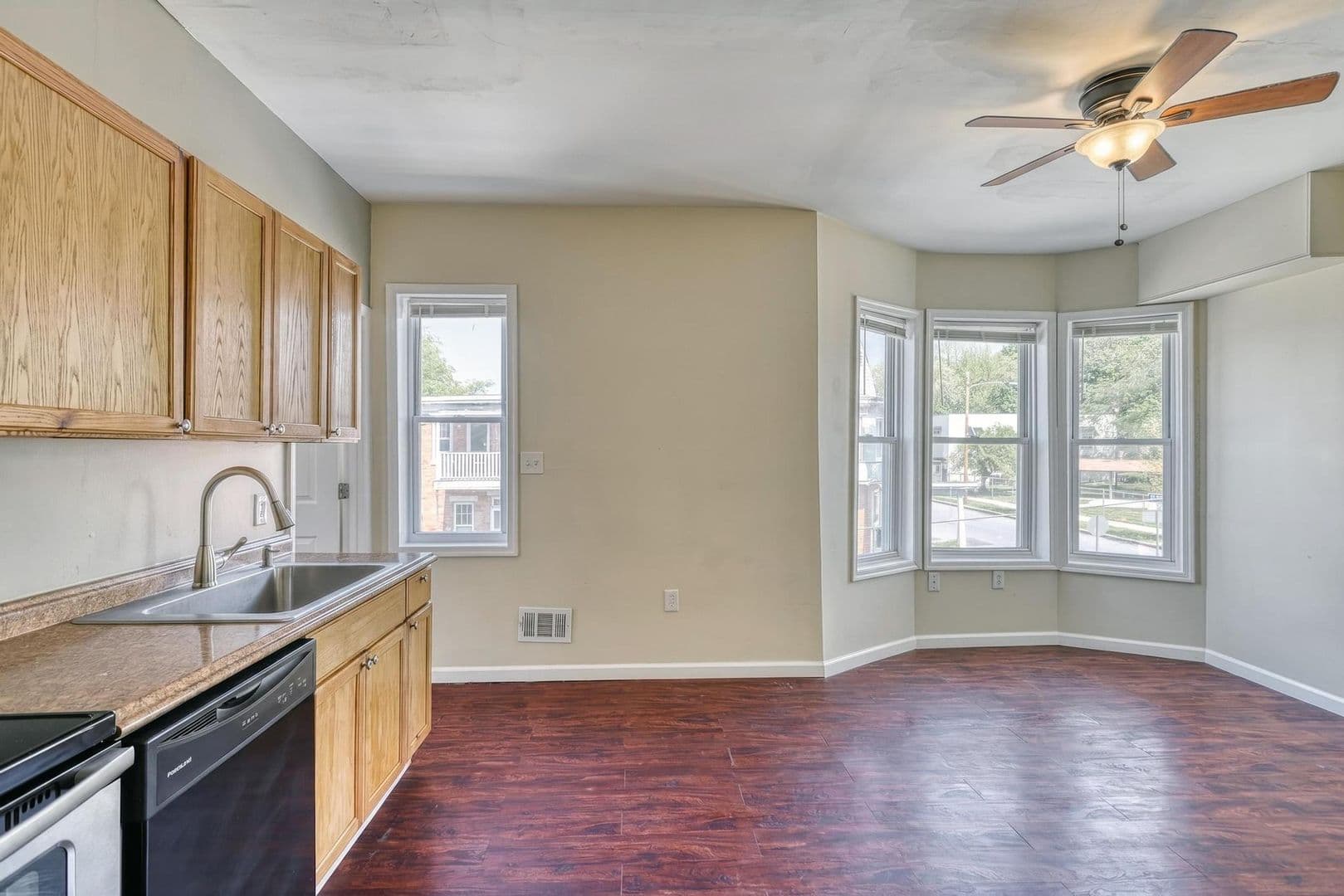 Harrisburg Apartment: 1540 N 5th St