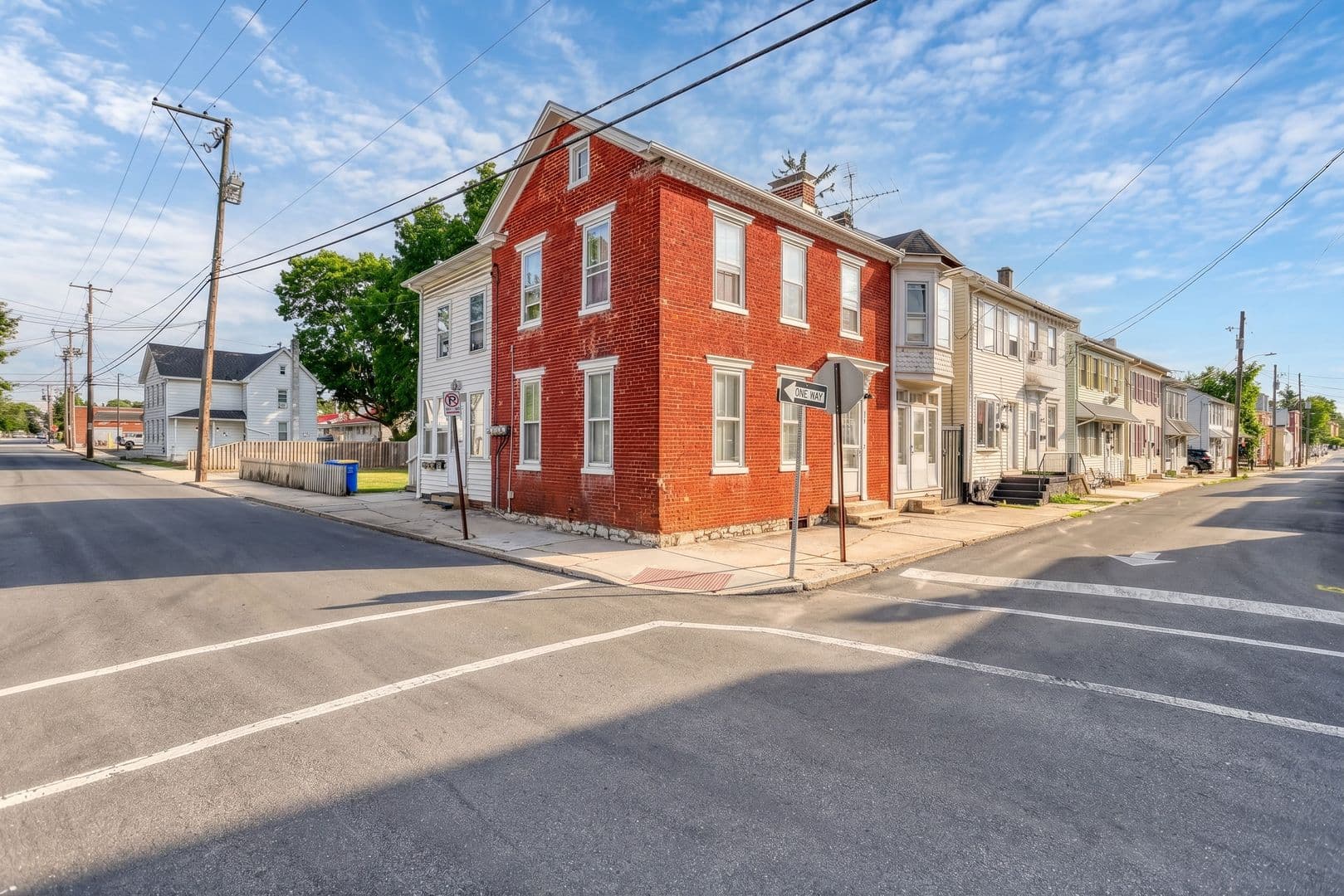 Mechanicsburg Apartment: 42 E Locust St