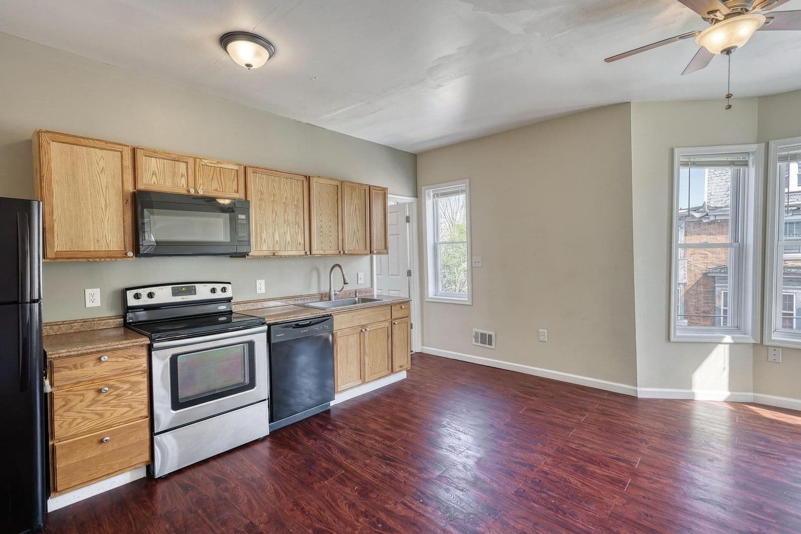 Harrisburg Apartment: 1540 N 5th St