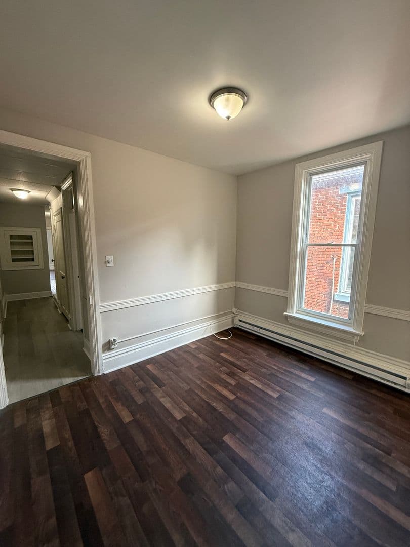 Harrisburg Apartment: 1332 N 2nd St