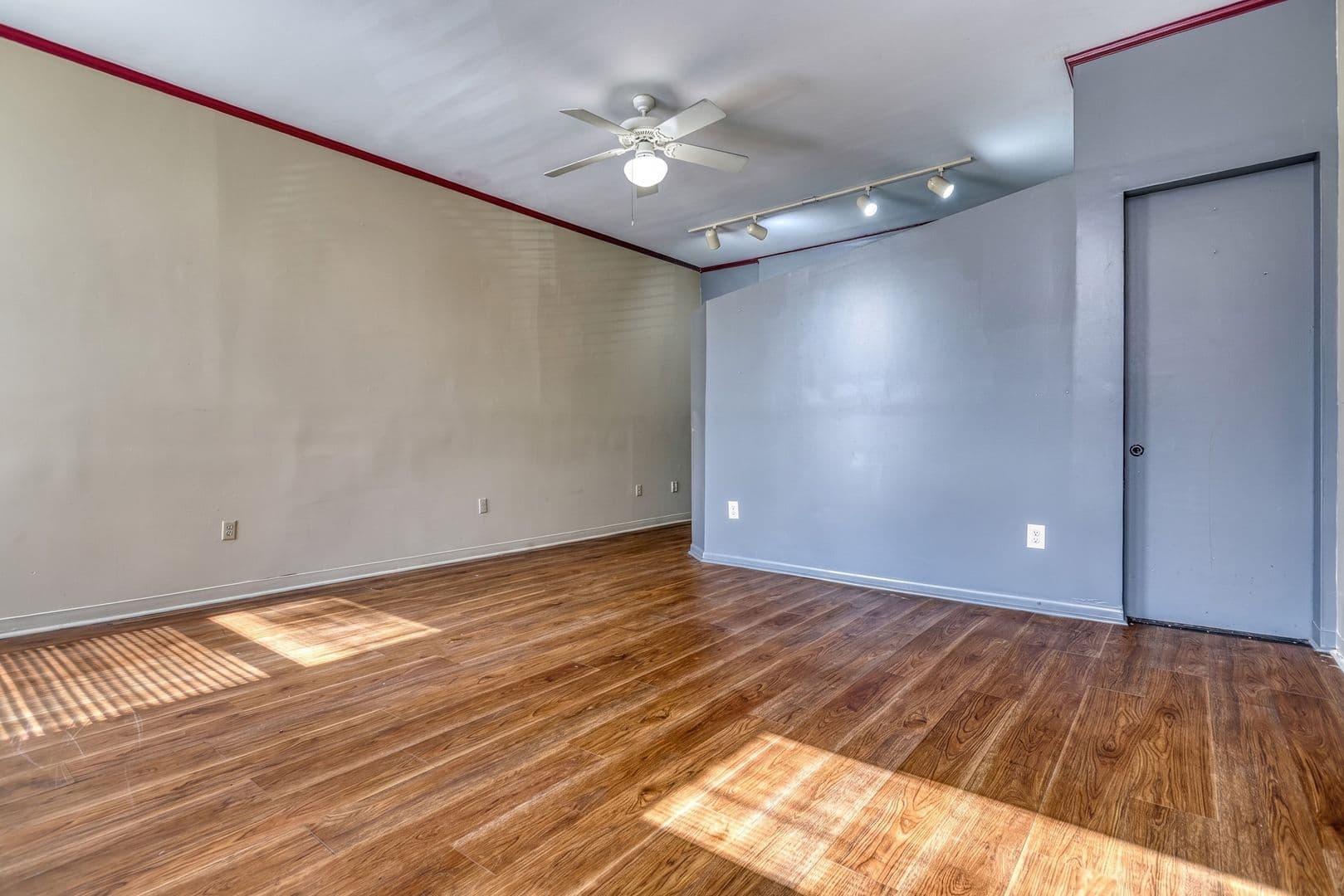 Middletown Apartment: 213-217 S Union St