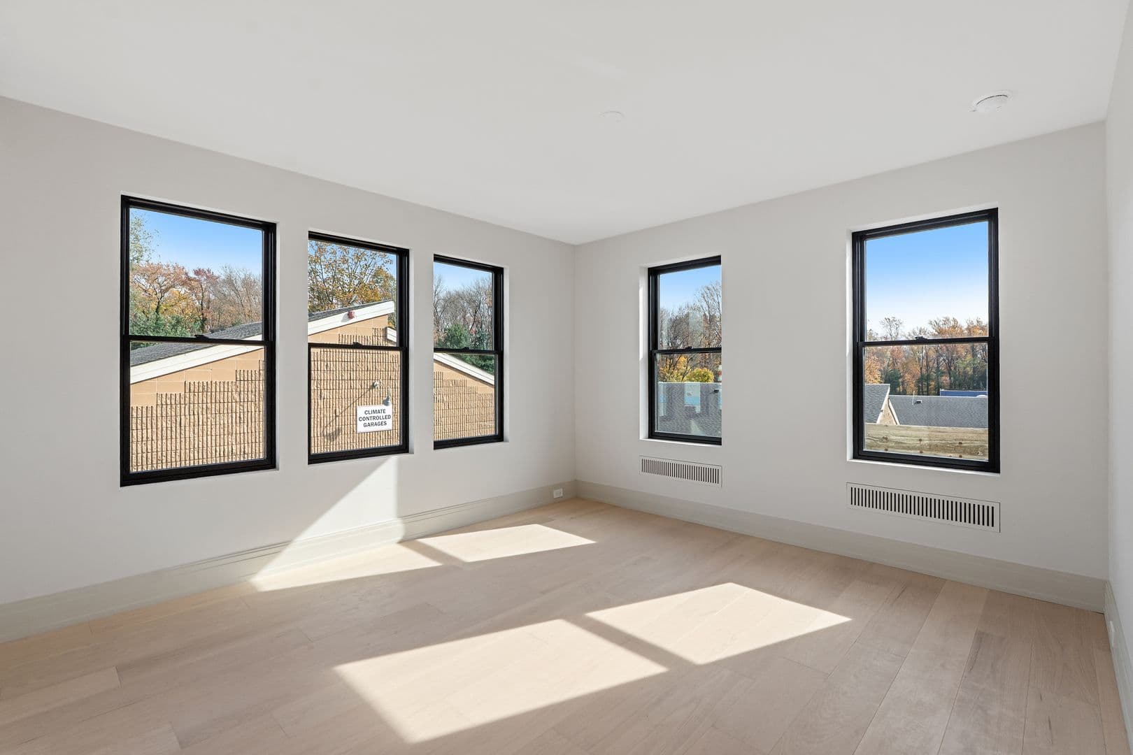 Voorhees Apartment: 501 Haddonfield Berlin Rd