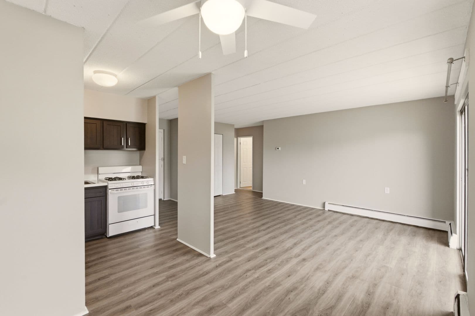 Somerdale Apartment: 309 N White Horse Pike