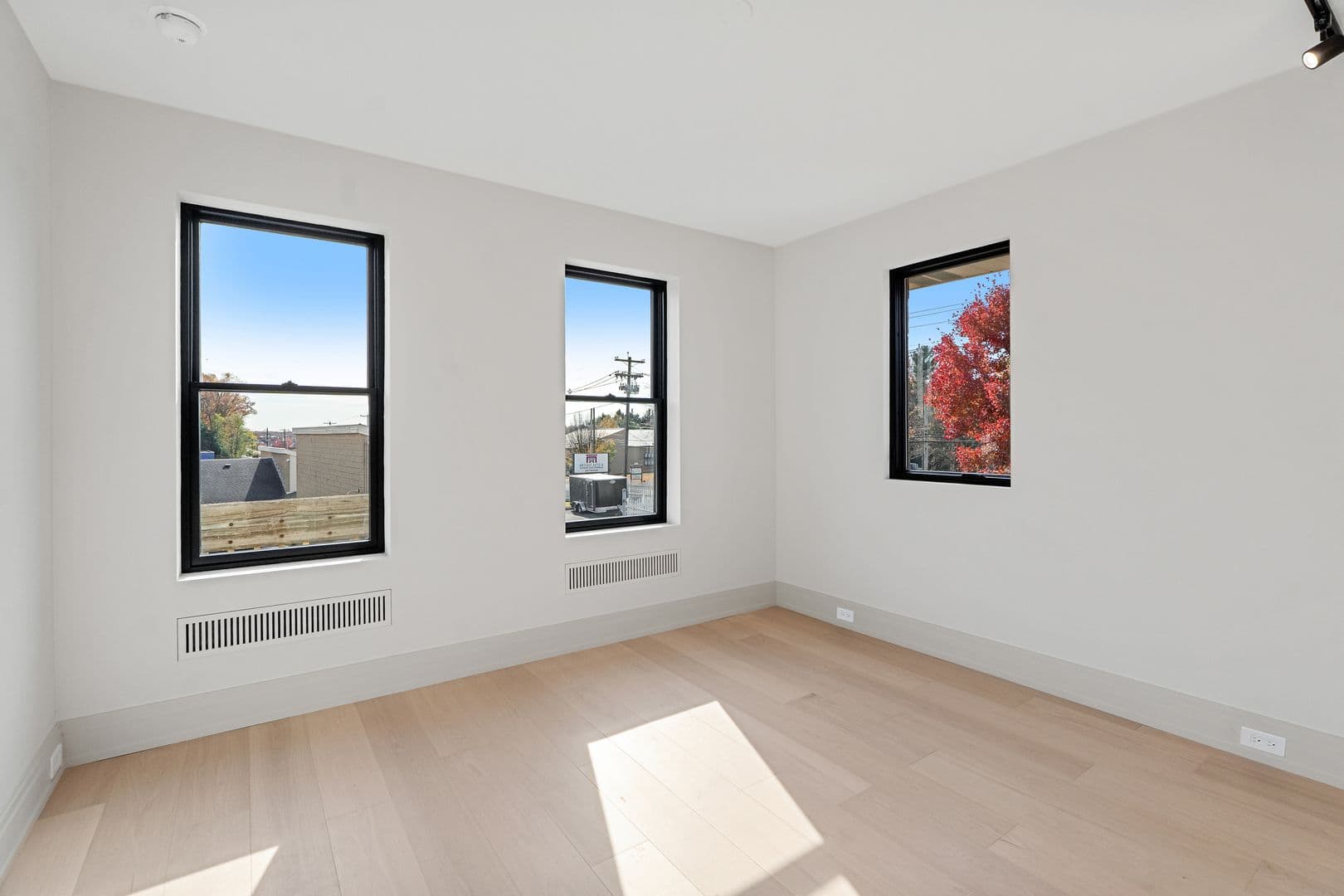 Voorhees Apartment: 501 Haddonfield Berlin Rd