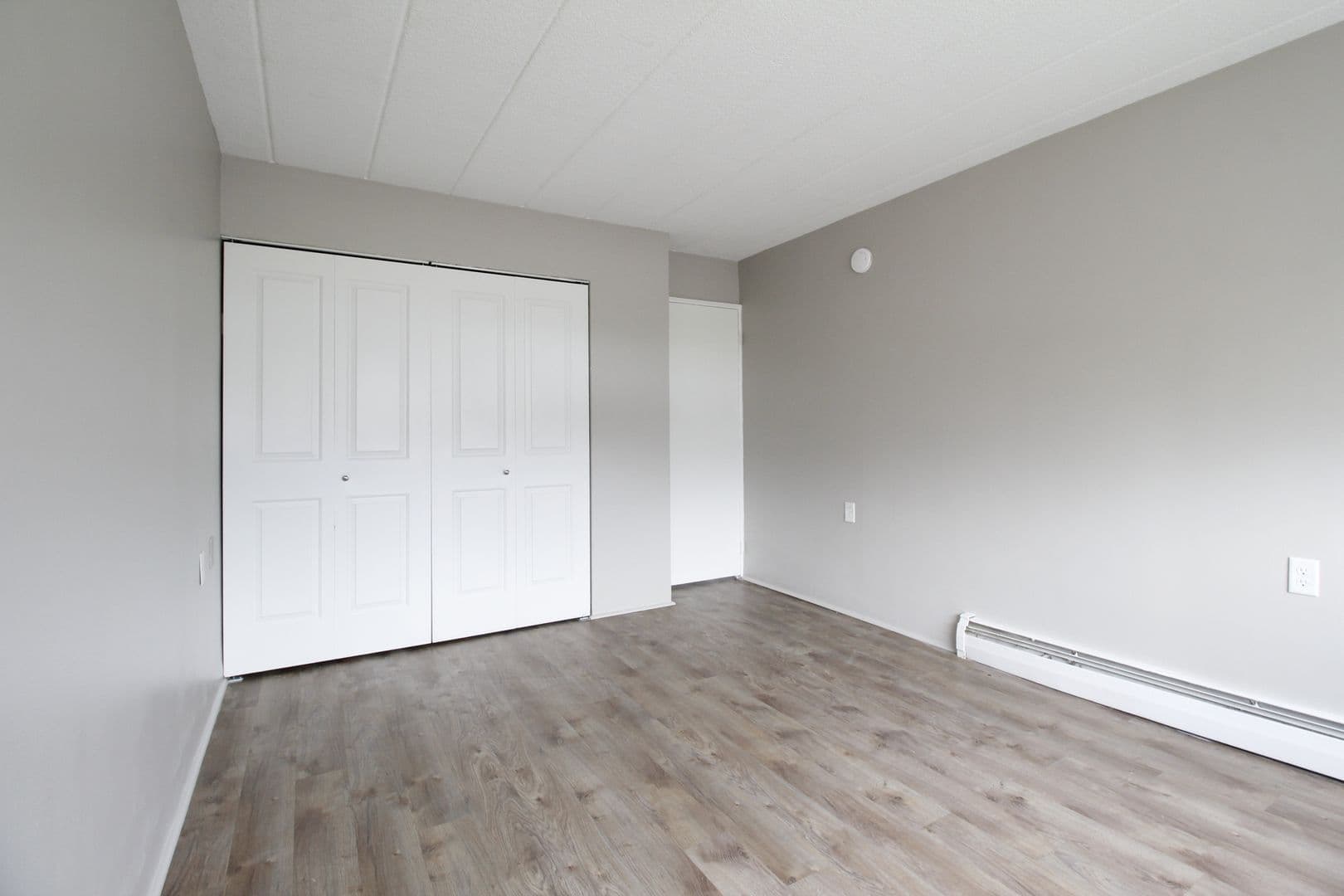 Somerdale Apartment: 309 N White Horse Pike