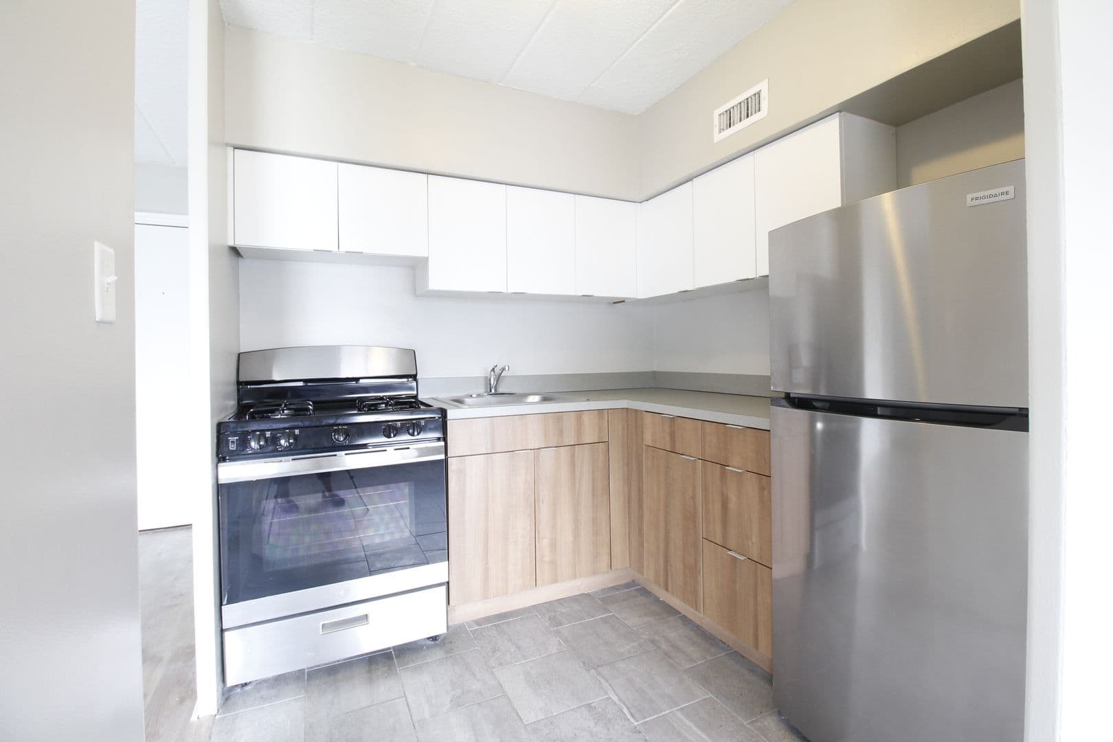 Somerdale Apartment: 309 N White Horse Pike