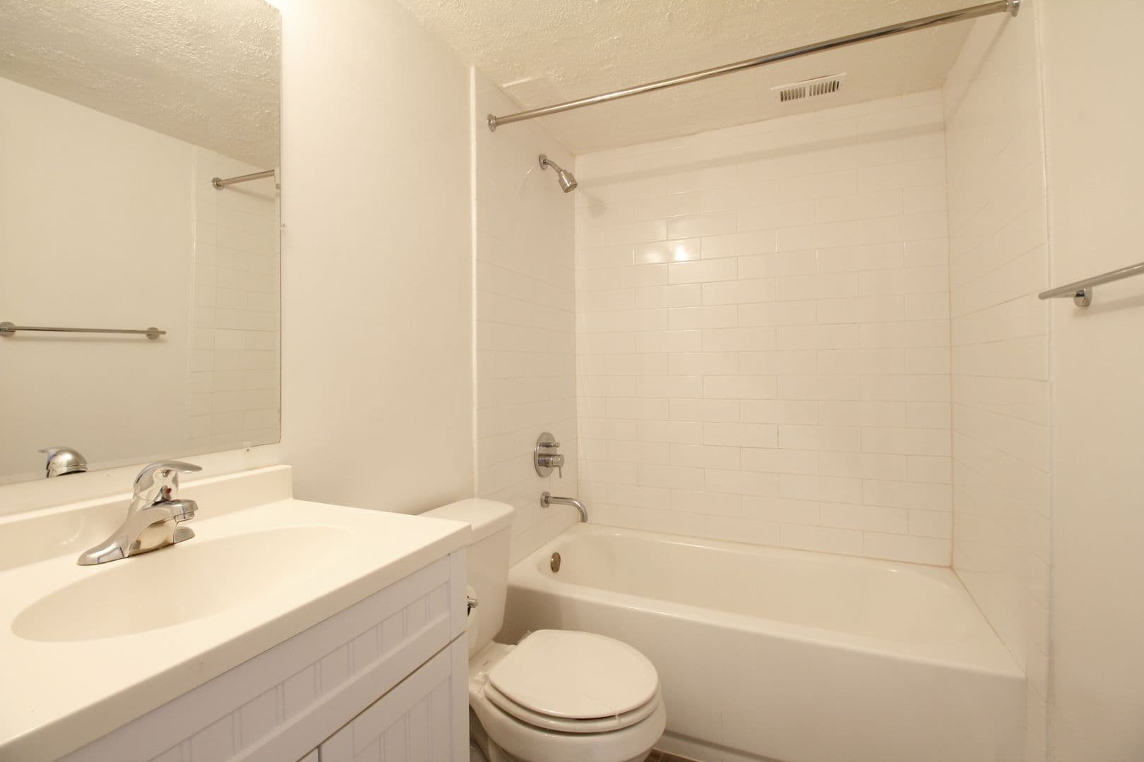 Somerdale Apartment: 309 N White Horse Pike