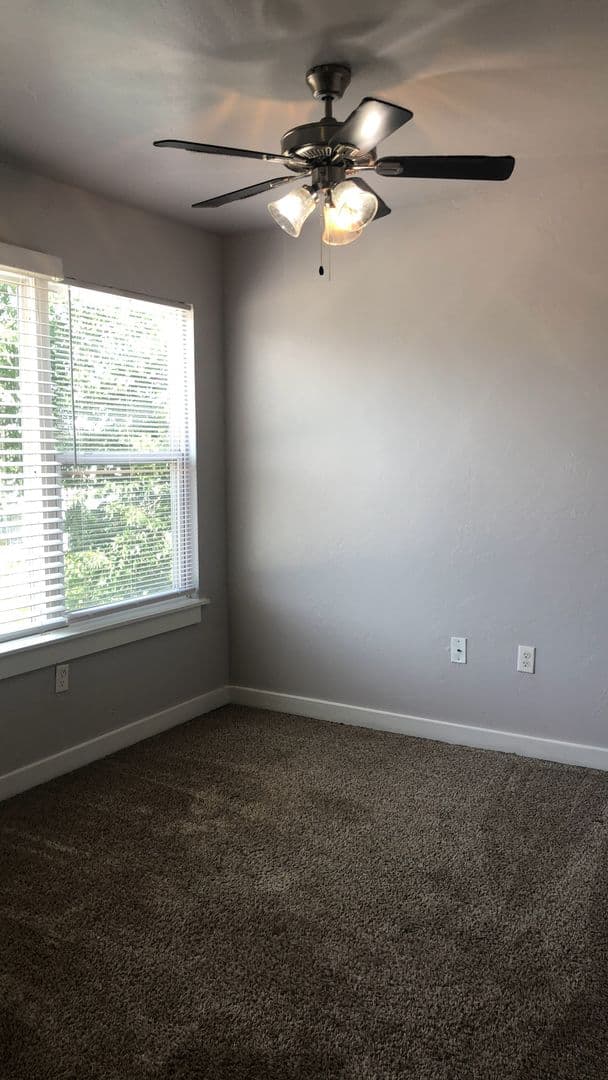 Ardmore Apartment: 40 Q St NW