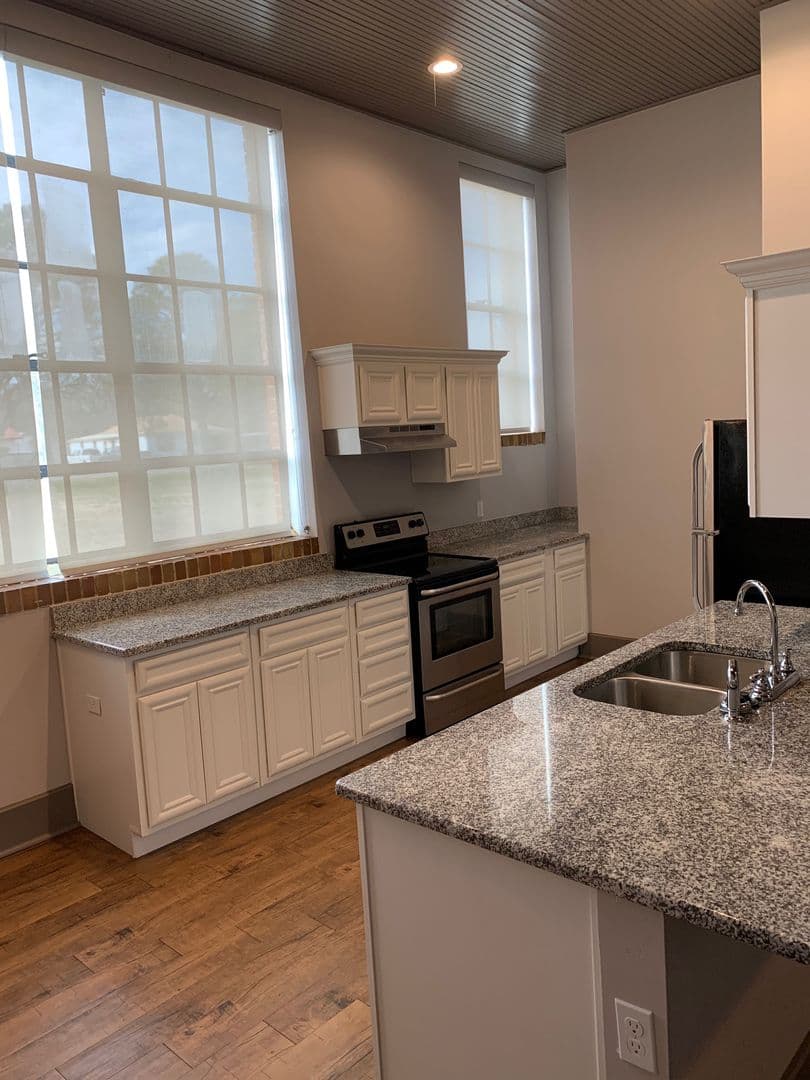 Madill Apartment: 15052 Fern Drive #101
