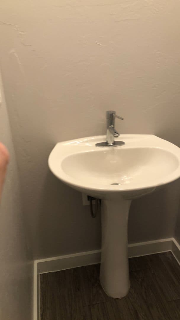 Ardmore Apartment: 40 Q St NW