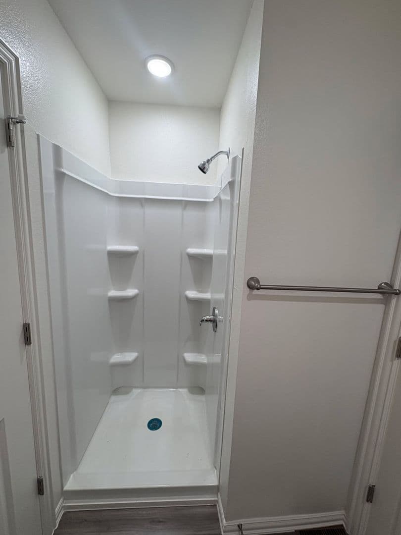 Dodge City Apartment: 3013 Choctaw St