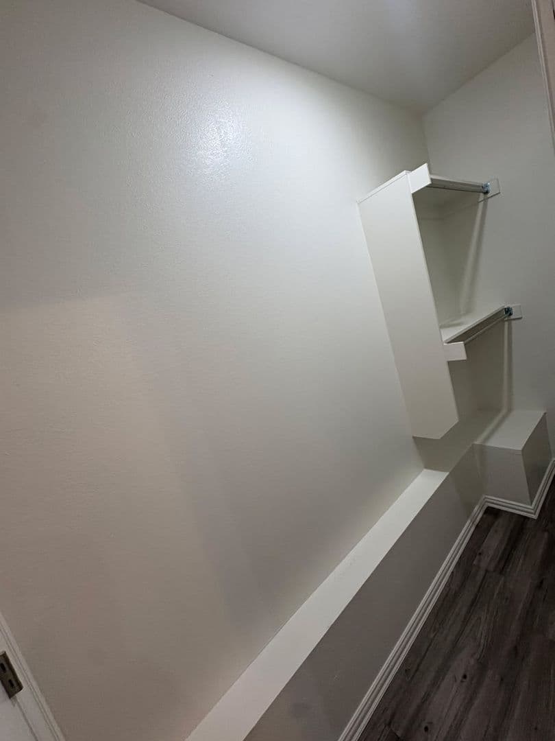 Dodge City Apartment: 3013 Choctaw St