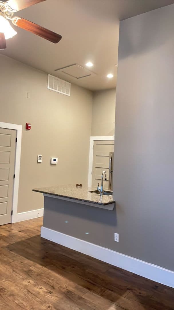 Atoka Apartment: 617 E 13th St.