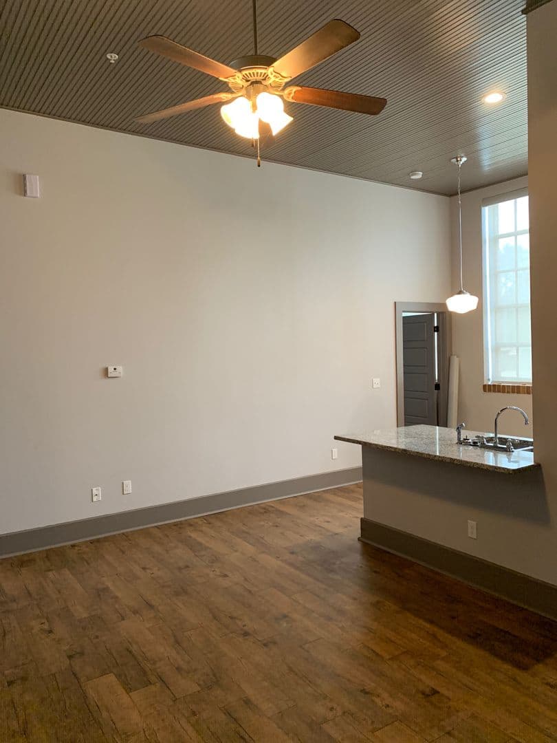 Madill Apartment: 15052 Fern Drive #101
